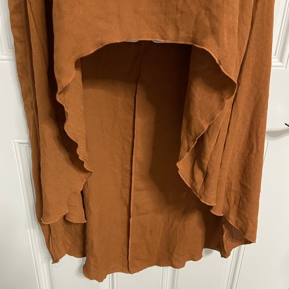 D7- CHA CHA VENTE Golden Brown Shark-Bite Hem T-Shirt Dress - Picture 3 of 6